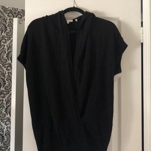 VINCE Cashmere short sleeve hooded sweater